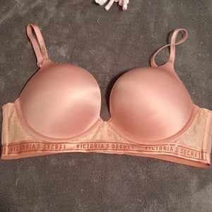 Victoria secret bombshell bra